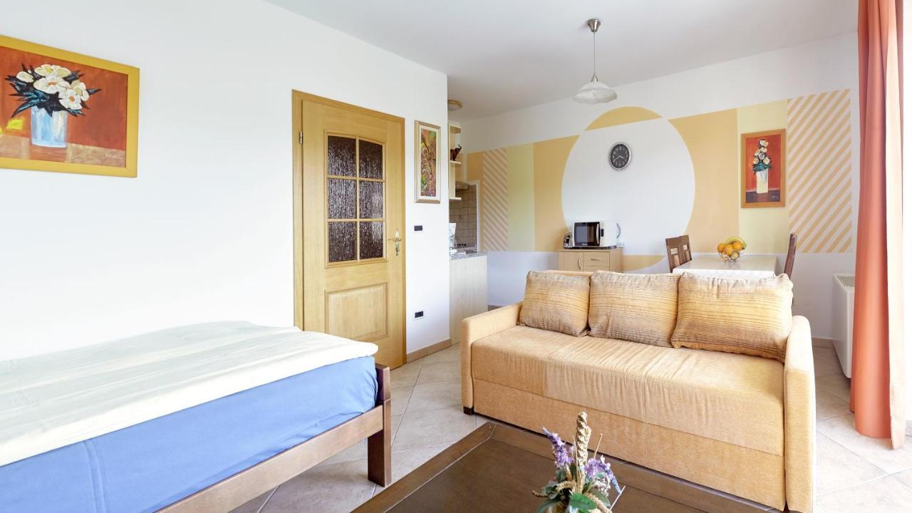 Apartments Villa Venera Labin  Habitación foto